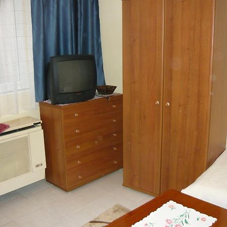 Galagonyás apartman Eger Habitación foto